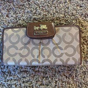 Coach wallet